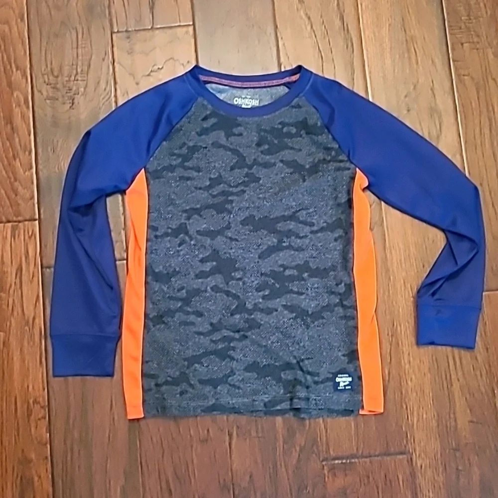 💥3for$12💥 Oshkosh boys long-sleeved shirt size 8